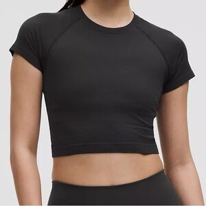 Swiftly Tech Cropped Short-Sleeve Shirt 2.0